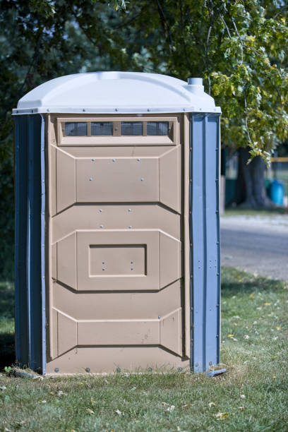 Portable Toilet Options We Offer in Skyline Acres, OH